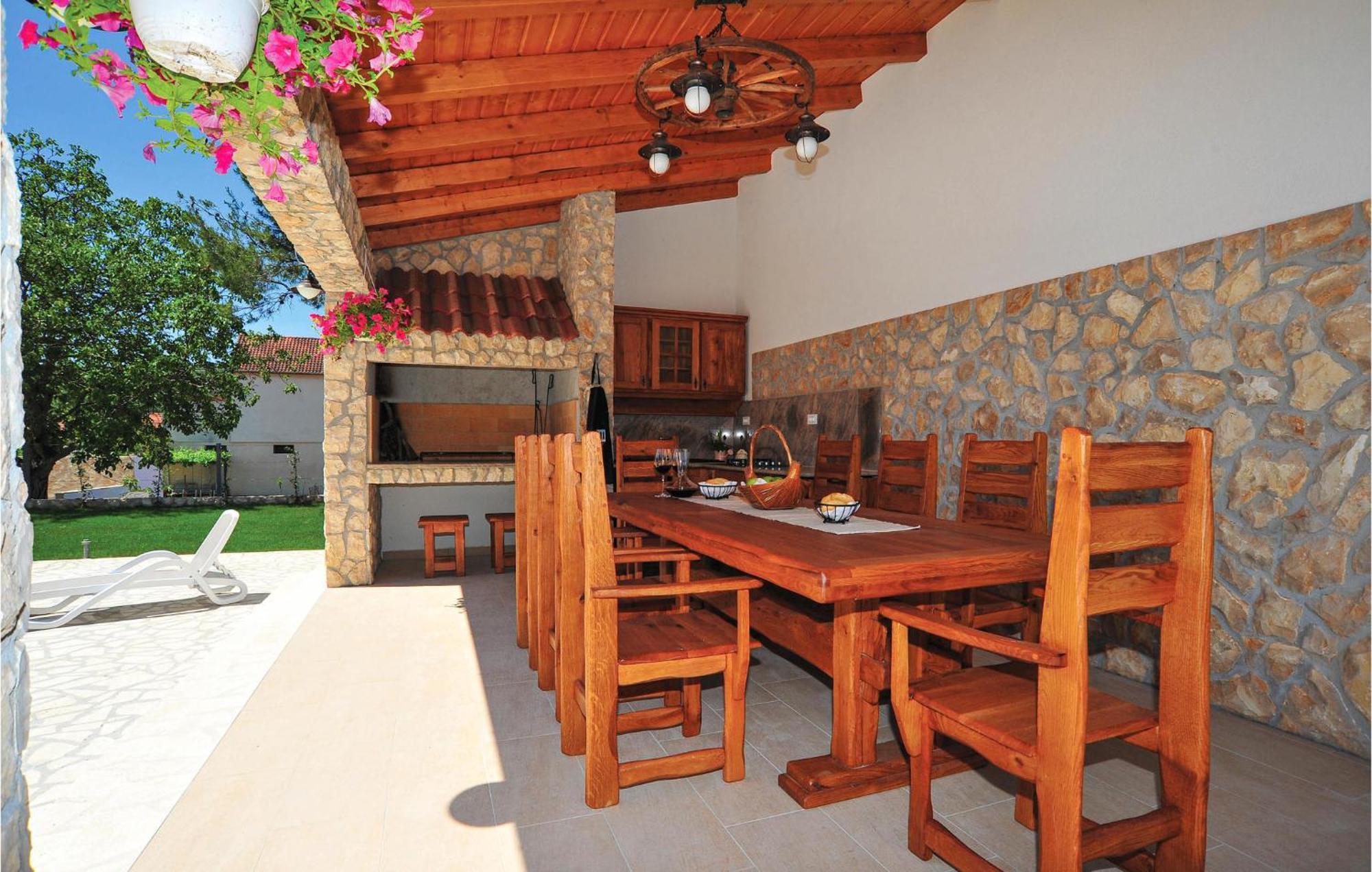 Lovely Home In Sibenik With Wifi מראה חיצוני תמונה