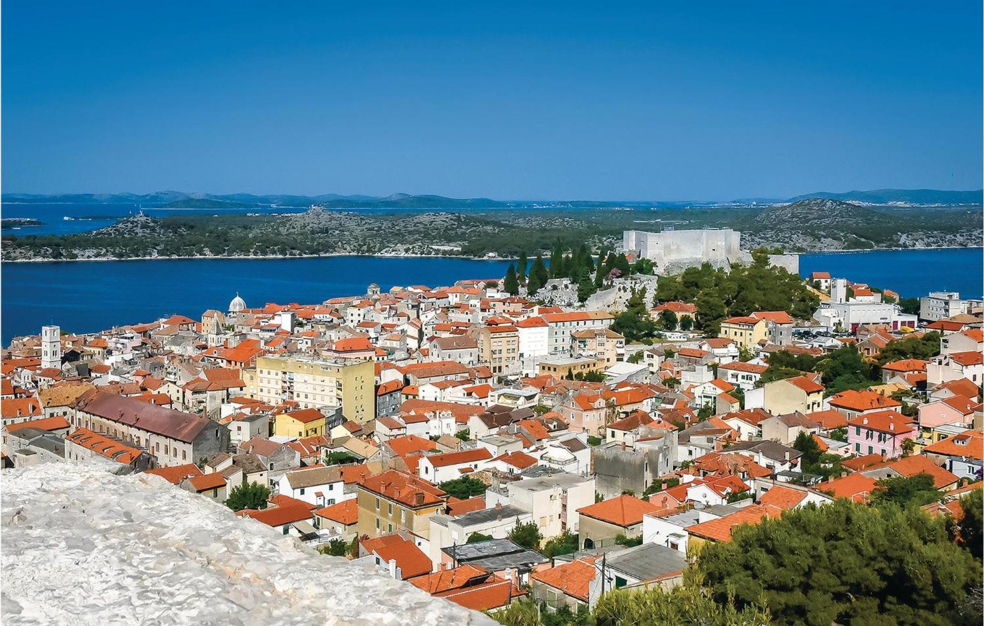 Lovely Home In Sibenik With Wifi מראה חיצוני תמונה